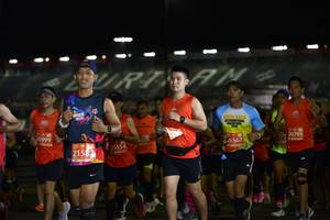 BIB: 1200, 0999, 20795, 46567, 190, 25554, 21582, 
                            <button type="button" onclick="openModal(10852753)" class="btn btn-primary btn-sm float-right btn-popup" data-toggle="modal" data-target=".modal-high-quality">
                        <i class="fas fa-shopping-cart"></i> Add to Cart
                    </button>
                                            <button type="button" onclick="isThisMe(10852753, true)" class="btn btn-success btn-sm float-right btn-popup btn-isme hidden" data-toggle="tooltip" data-placement="bottom" title="นี่คือรูปของคุณใช่ไหม คลิกที่นี่เพื่อเอาเข้าอัลบั้ม">
                        <i class="fas fa-plus"></i> Add to album
                    </button>
                    <button type="button" onclick="isThisMe(10852753, false)" class="btn btn-warning btn-sm float-right btn-popup btn-isnotme hidden">
                        <i class="fas fa-ban"></i> Remove from album
                    </button>